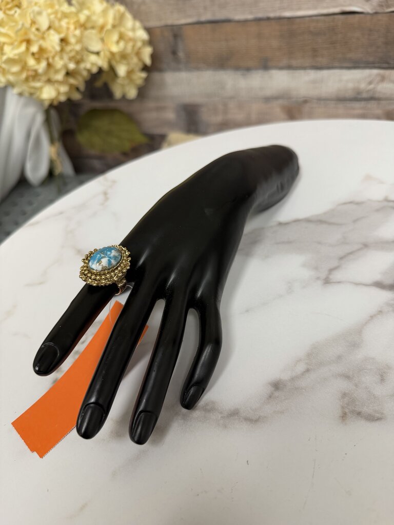 Vintage Costume Gold Tone W/ Turquoise Stone Adjustable Ring