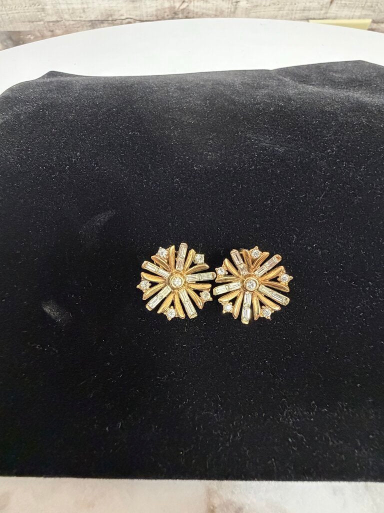 Vintage Rhinestone Starburst Flower Clip On Earring