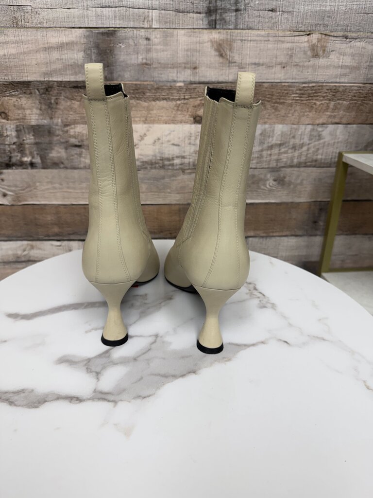 M.Gemi Cream Leather Ankle Boot w/ Woven Detail