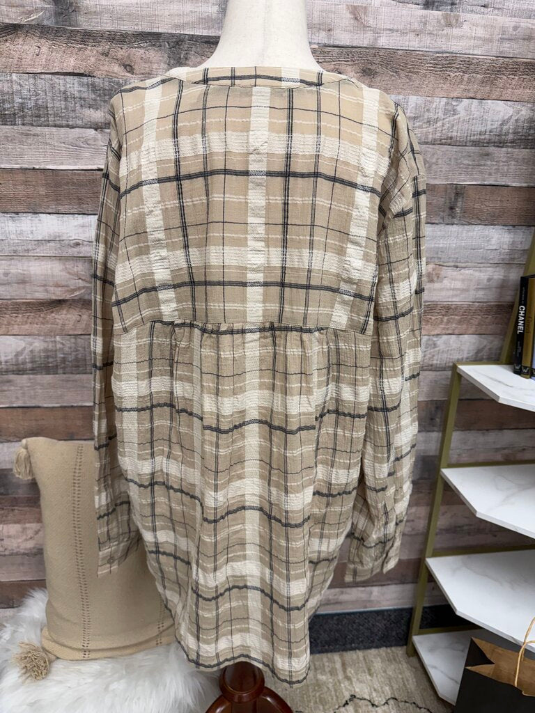 ESPRIT Cream Plaid V-Neck Button Down Shirt