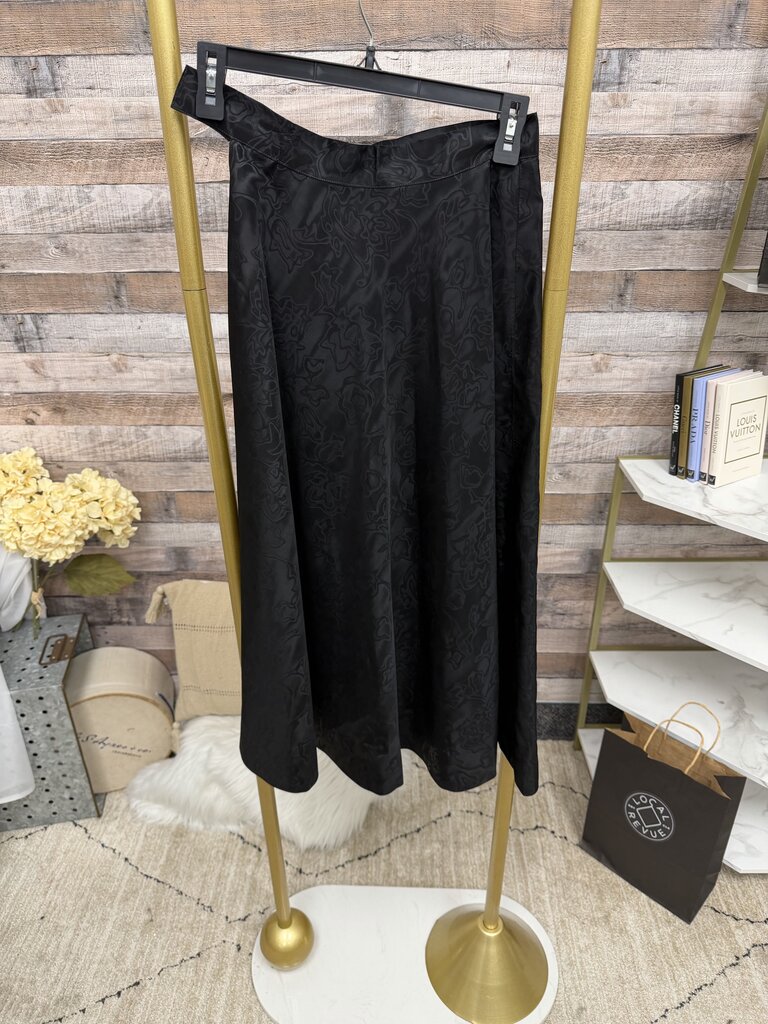 No Label Black Textured Floral Pattern Long Skirt