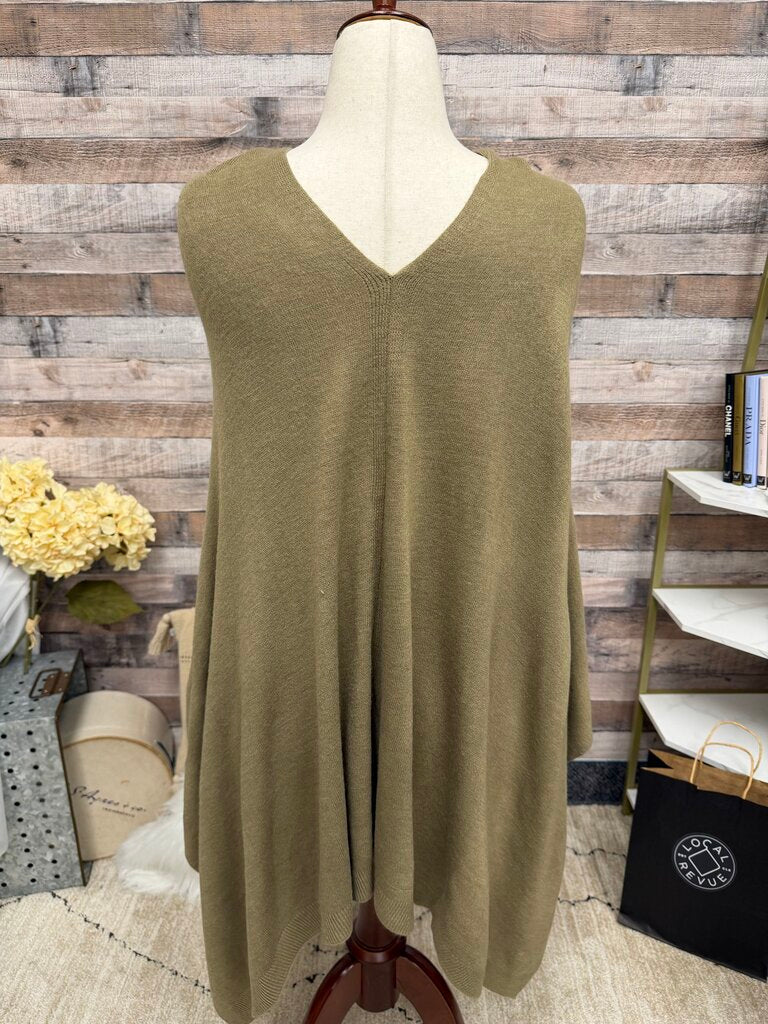 Gena Accessories tan asymmetrical poncho