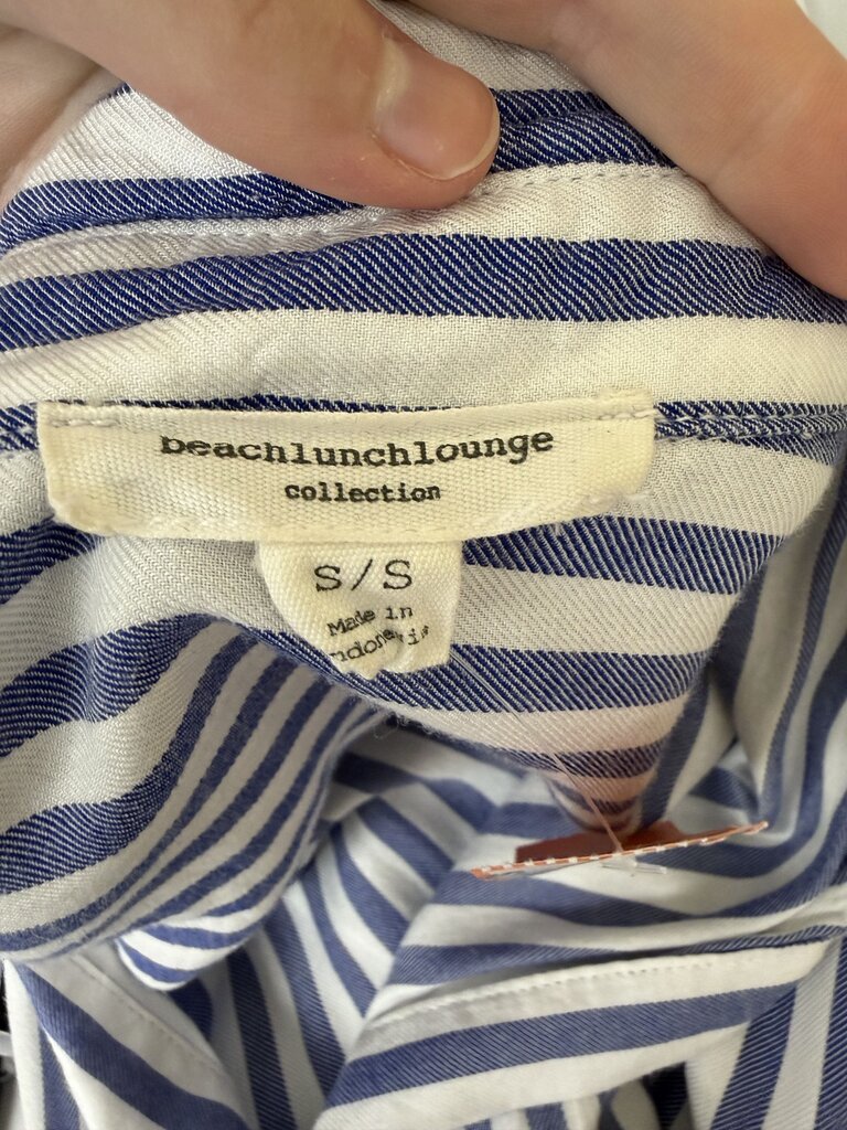Beachlunchlounge blue/white striped button up shirt