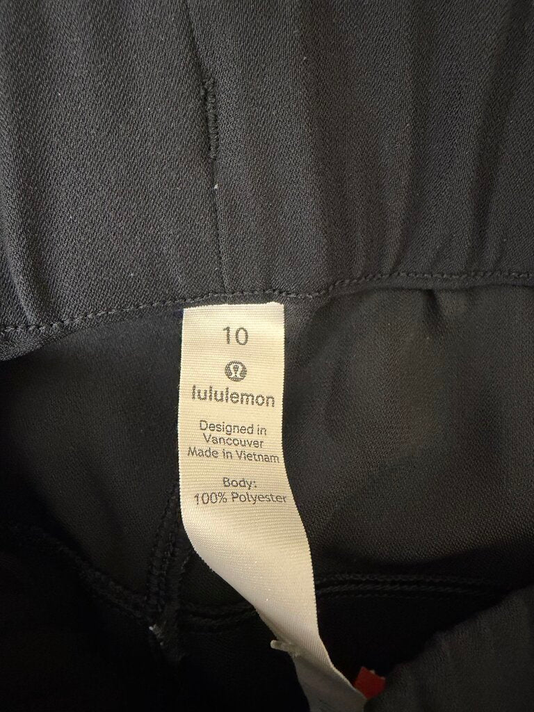 Lululemon black crop pants Lululemon black 10 women PANTS
