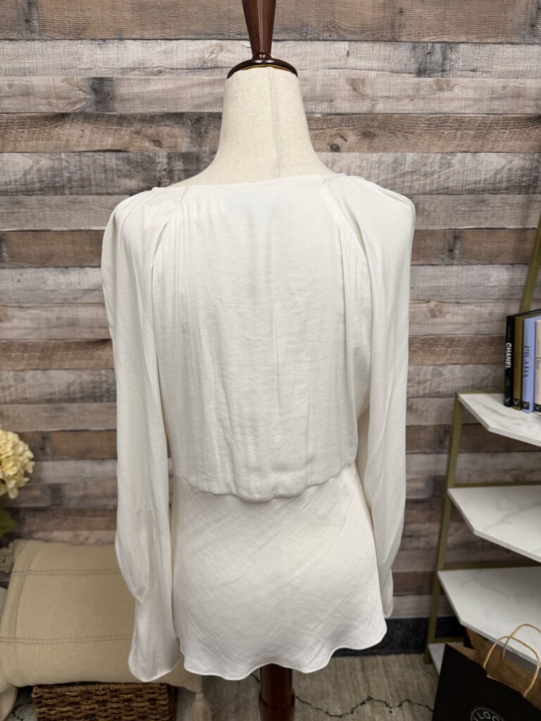 Banana Republic white v neck long sleeve blouse Banana Republic white M women BLOUSES