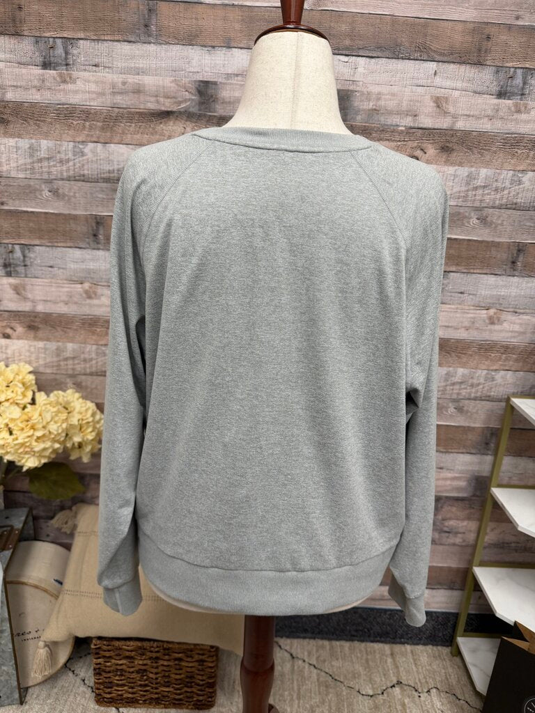 Vuori grey crewneck Vuori grey XL women TOPS