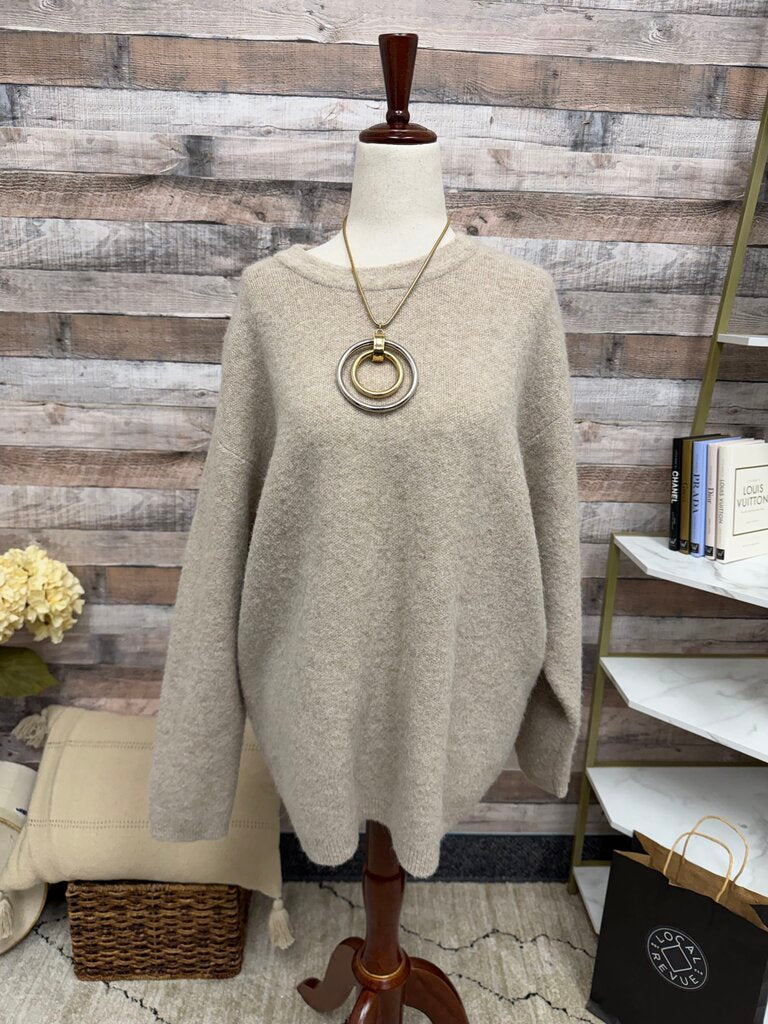 Lululemon Oatmeal Crewneck Sweater Lululemon Oatmeal Medium women SWEATERS