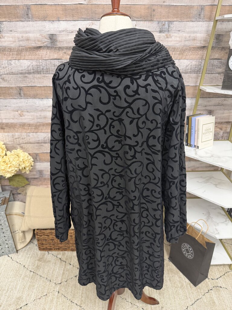 Mycra Pac Black/Scroll Reversable Raincoat W/ Cowlneck Mycra Pac Black OS women JACKETS & COATS