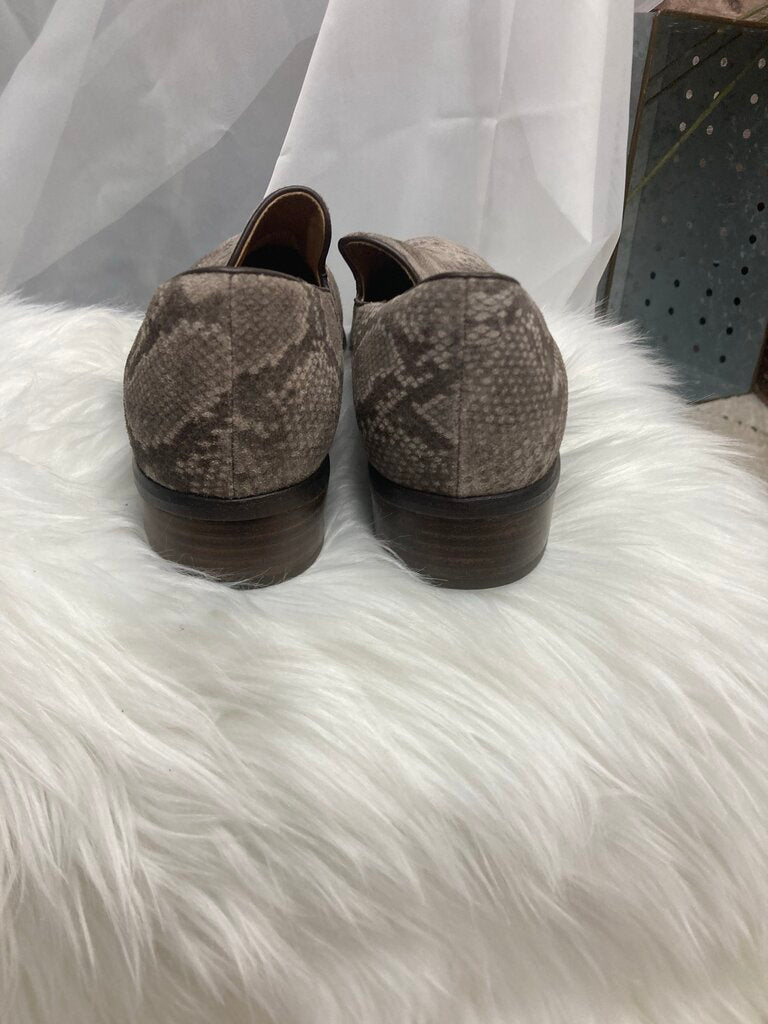 Sofft Tan & Brown Snakeskin Pattern Loafers Size 9