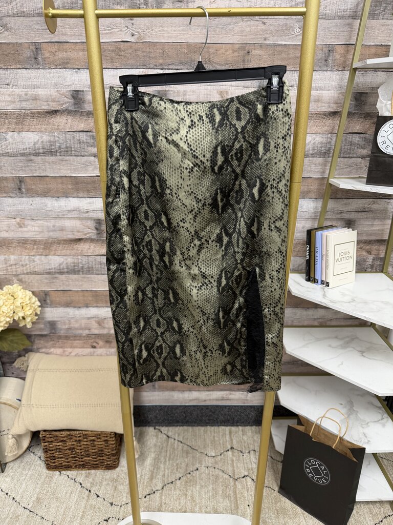 Sen Green & Black Snake Skin Skirt Size XS Sen Green & Black XS women WINTER SKIRTS