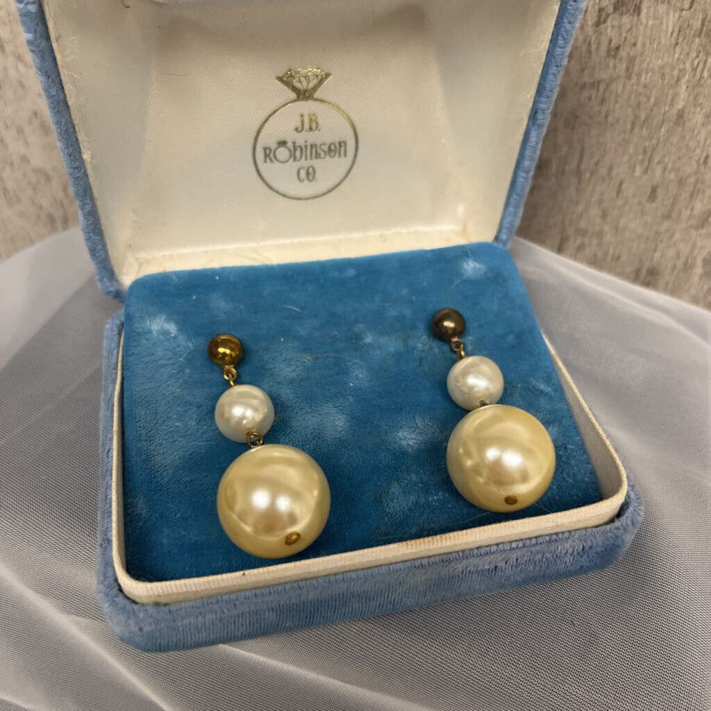 Carolee Pearl & Gold Bracelet & Earring Set
