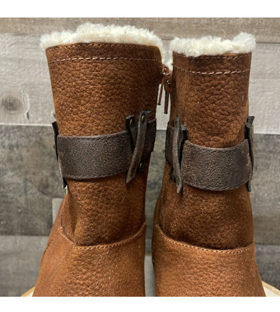 Sonoma Rust Boots w/Brown Buckle Detail & Faux Wool Lining Size 7.5