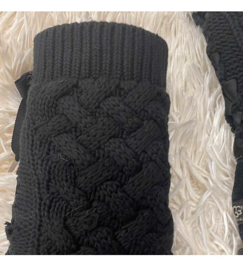 UGG Cardy Lattice Black Boots w/Lace Ribbon Size 9