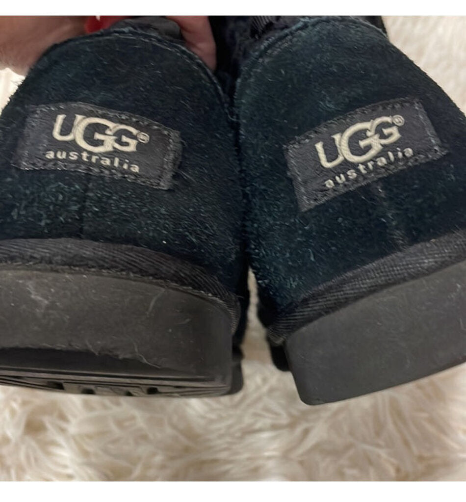 UGG Cardy Lattice Black Boots w/Lace Ribbon Size 9