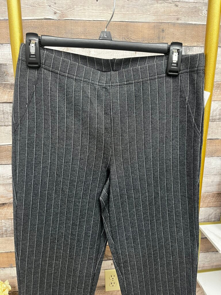 NWT Utopia Gray Pin Stripe Leggings Size M