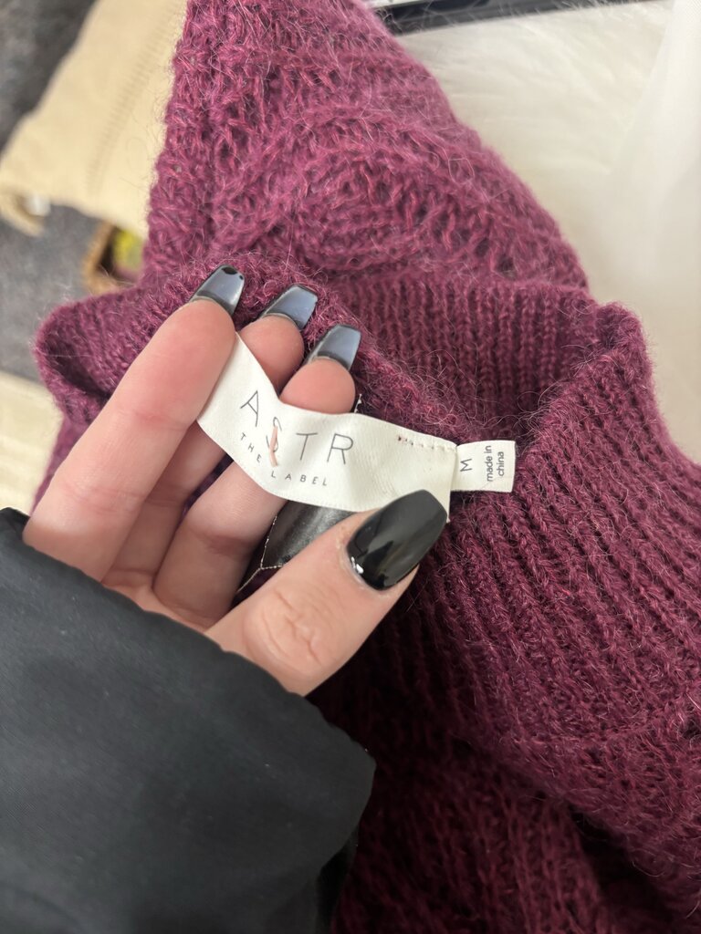 ASTR Purple Audrey Mock Neck Size M