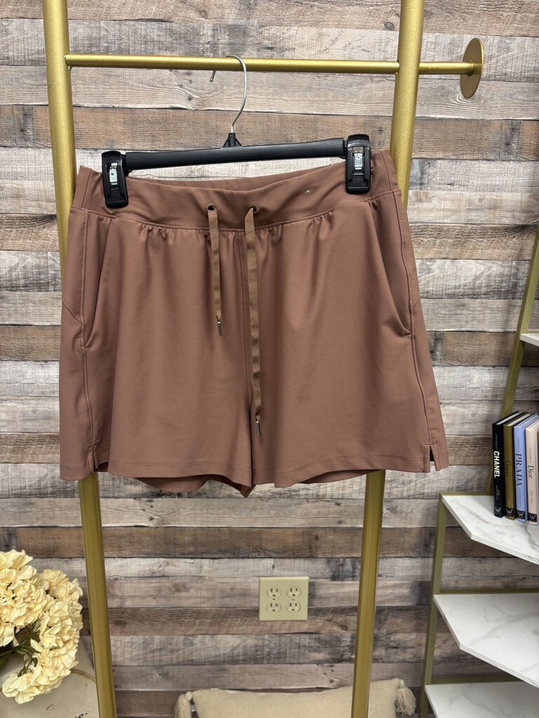 Old Navy Active Rose High Rise Go Dry Shorts Size M