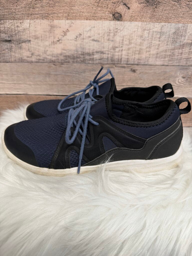 Sports Black Suede Bootie Size 8