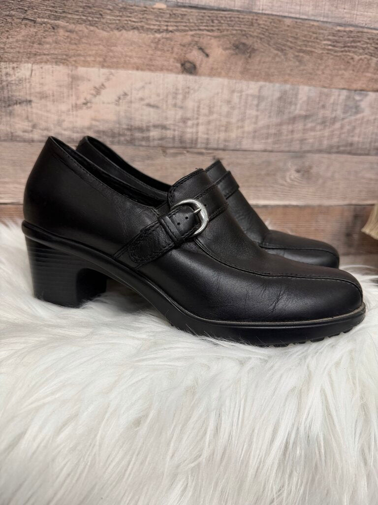 Dansko Black Block Heel Loafers Size 7.5