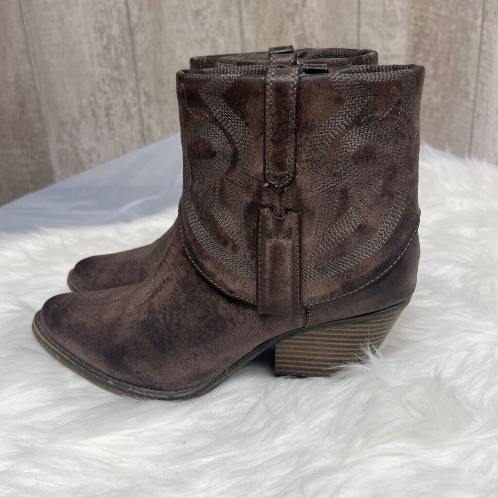 Mia Bootie Gray Size 7