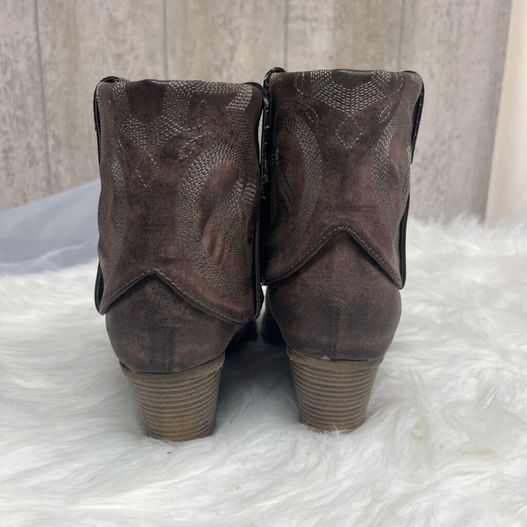 Mia Bootie Gray Size 7