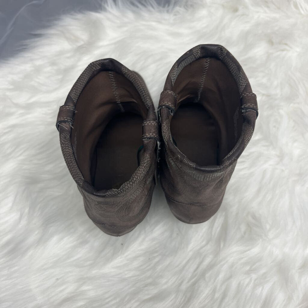 Mia Bootie Gray Size 7