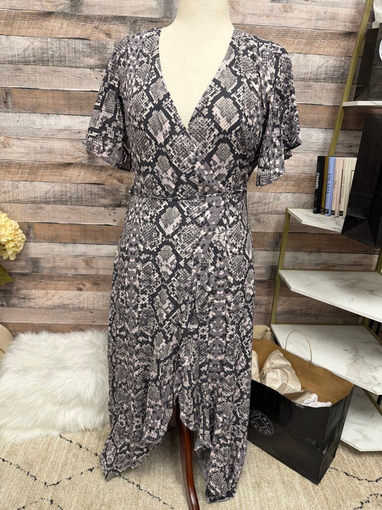 Leith Snakeskin Wrap Short Sleeve Maxi Size M