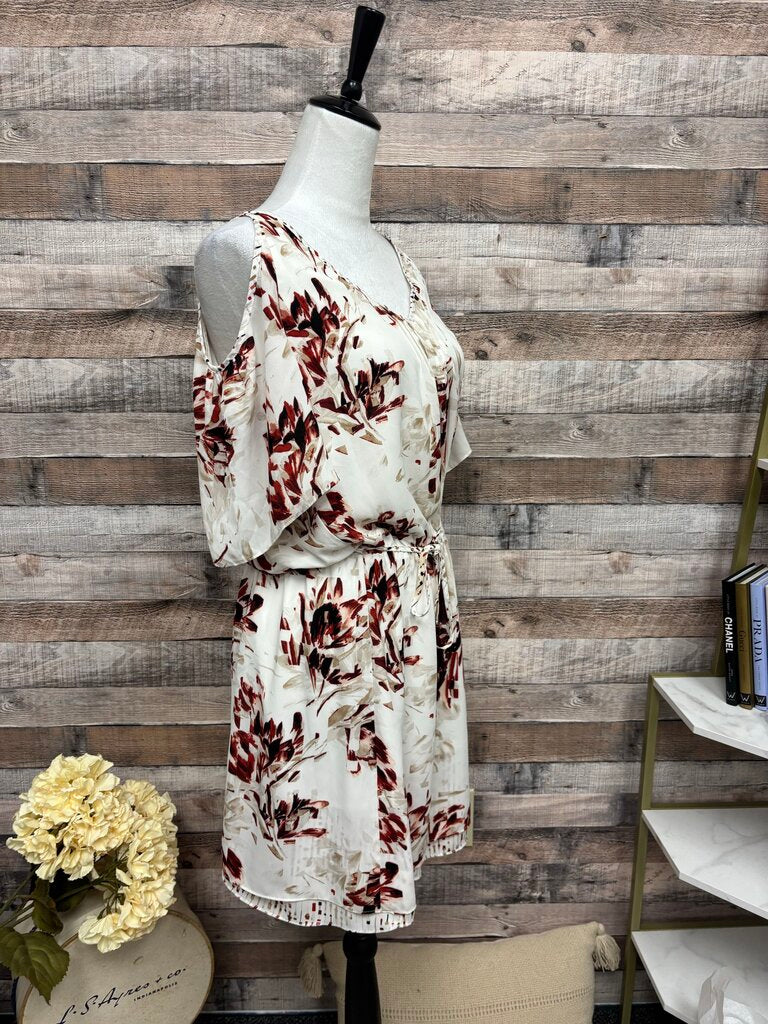 White House Black Market Off White w/Red Floral Pattern Size 4