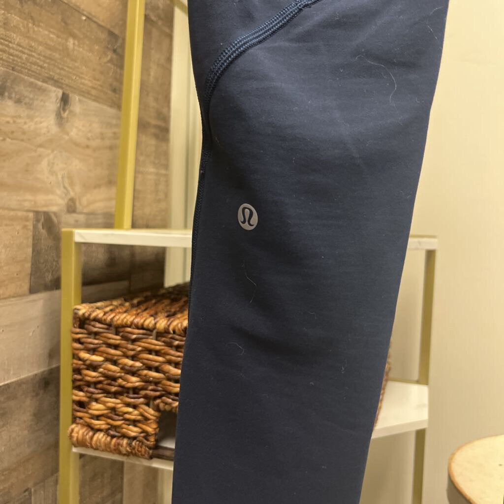 Lululemon Navy Capri Tights Legging Size 2