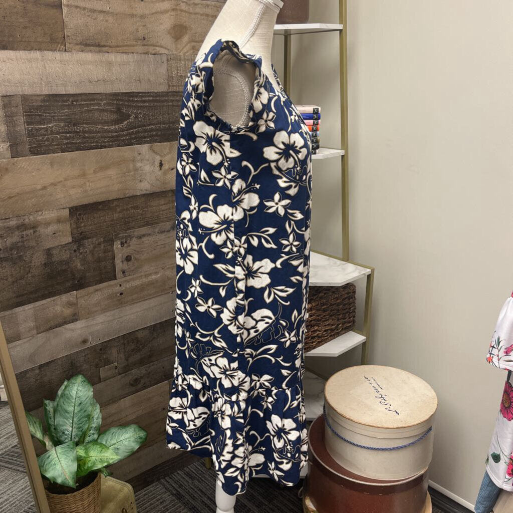 Hilo Hatties Hawaii Navy Floral Dress Size M