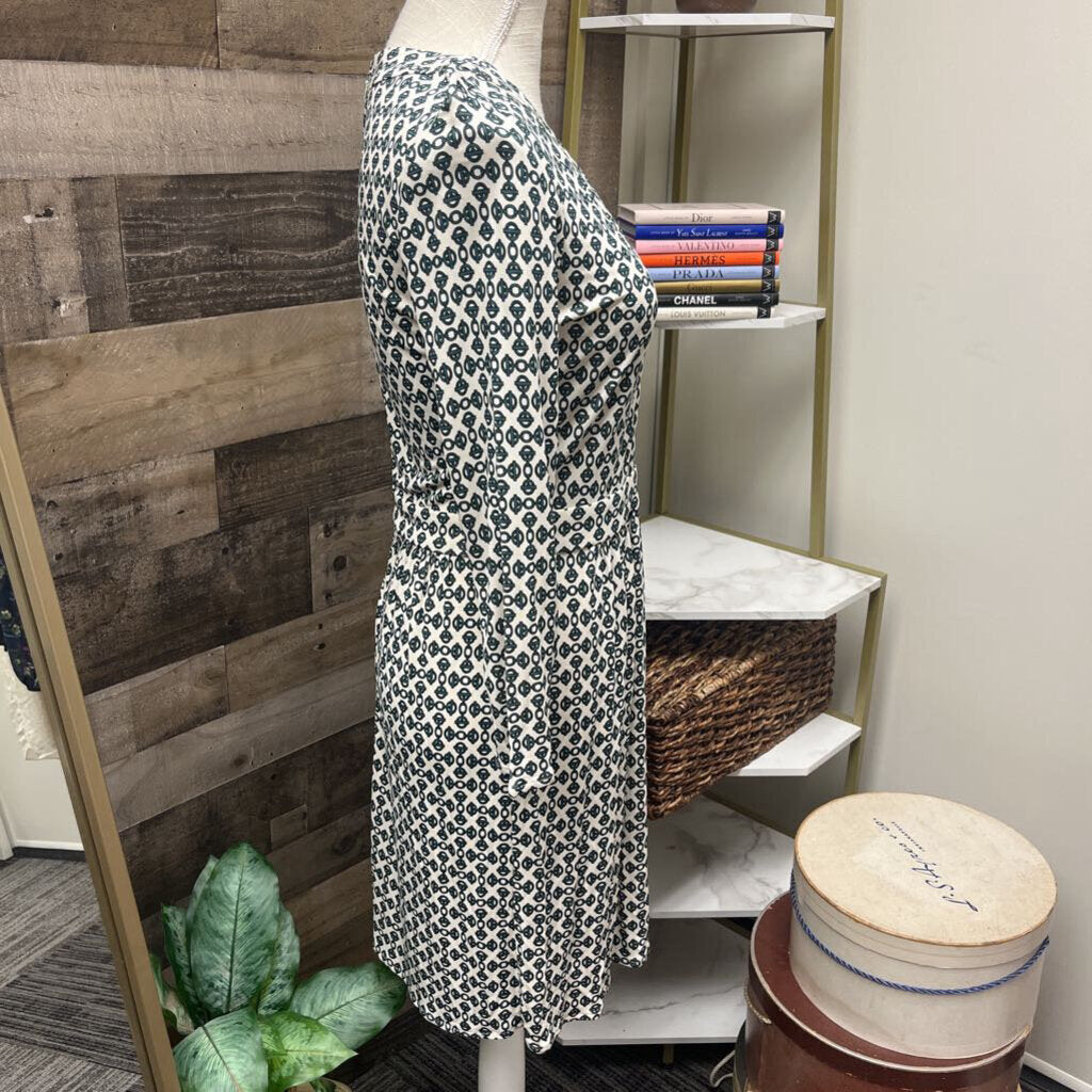 Tory Burch White & Gray Toggle Design Long Sleeve Size S