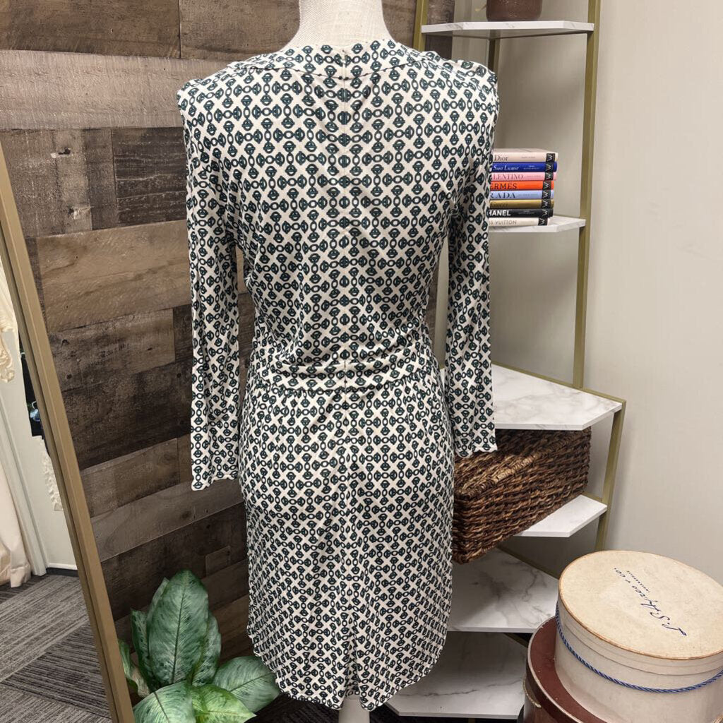 Tory Burch White & Gray Toggle Design Long Sleeve Size S