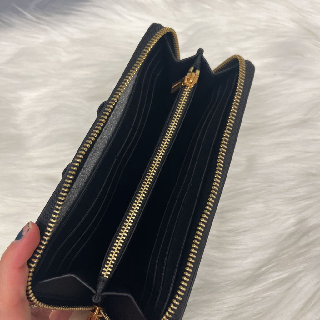NWT Kate Spade NY Black Leather Wallet w/Gemstone Bow