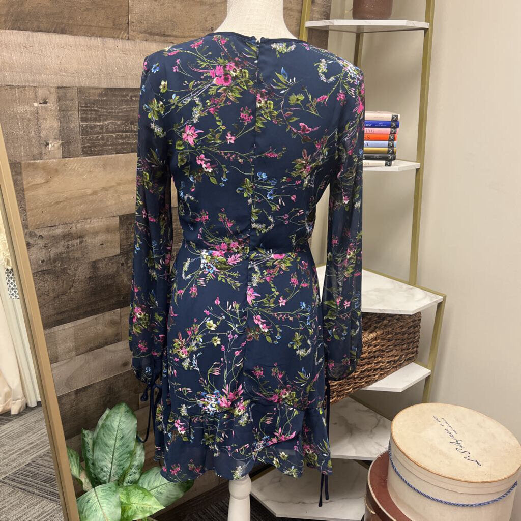 Adelyn Rae Navy & Floral Long Sleeve Ruffle Size S