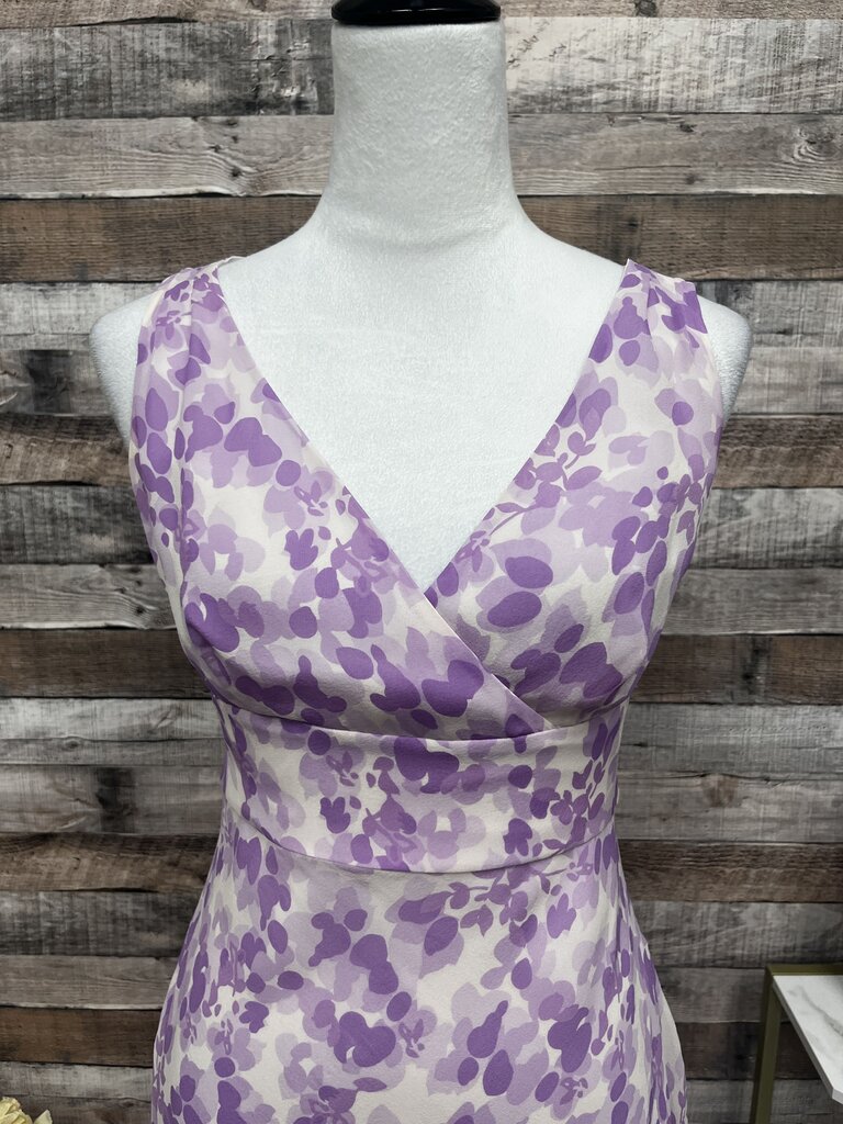 Ann Taylor Purple & White Sleeveless V-Neck Size 4