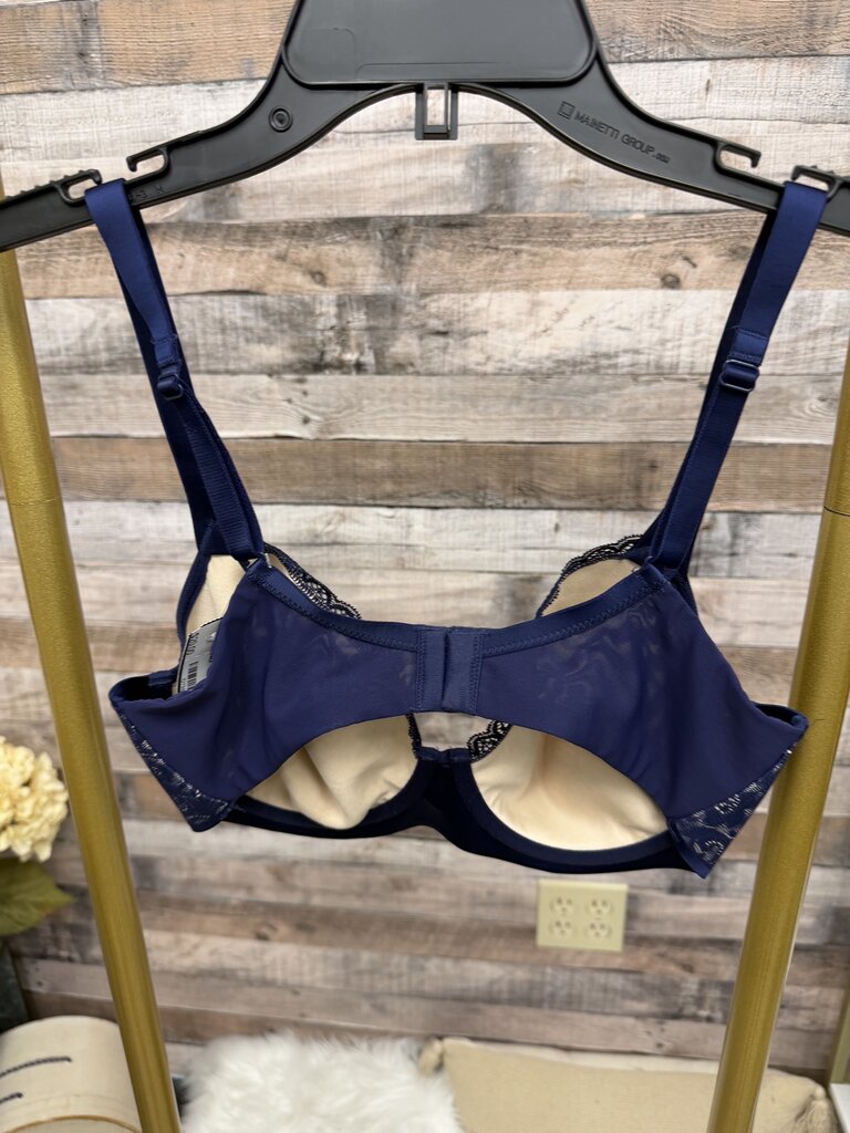 Soma Enticing Navy Lace Bra Size 34D