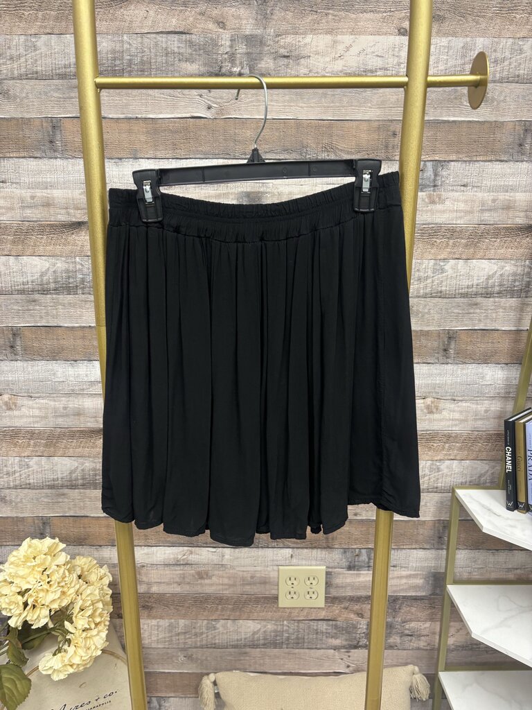 Brandy Melville Black Elastic Waist Mini Skirt Size S