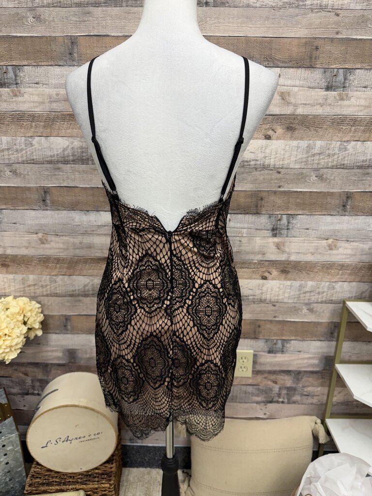 Dream State Black Lace Overlay Cocktail Size M