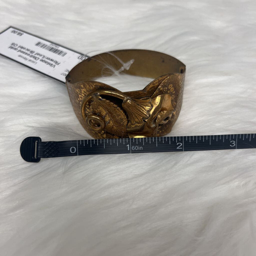 Vintage Distressed gold Flower/Leaf Bracelet