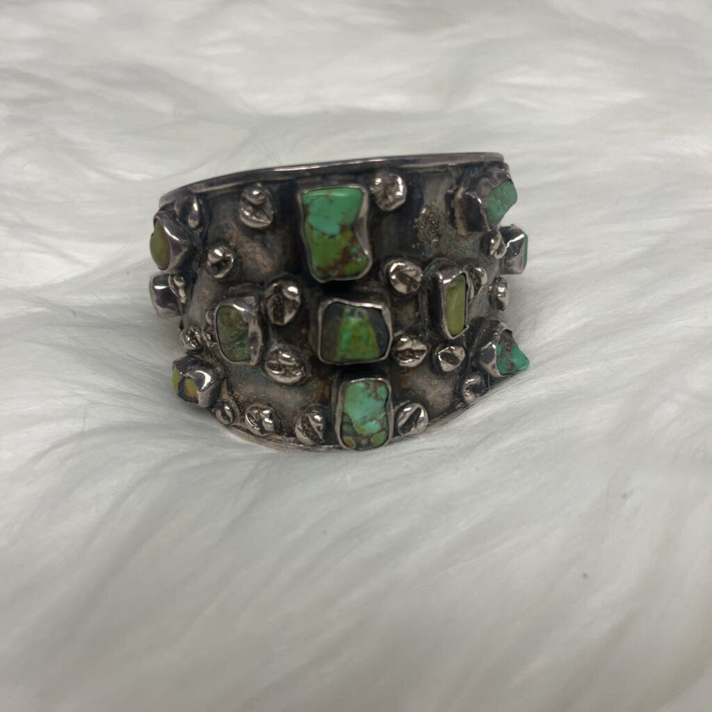 Sterling Silver & Turqoise Stone Cuff