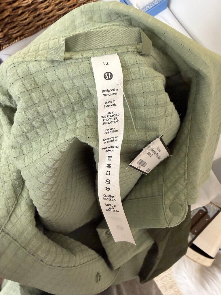 Lululemon Grid Fleece Hiking Overshirt Size 12 Lululemon Green 12 women TOPS