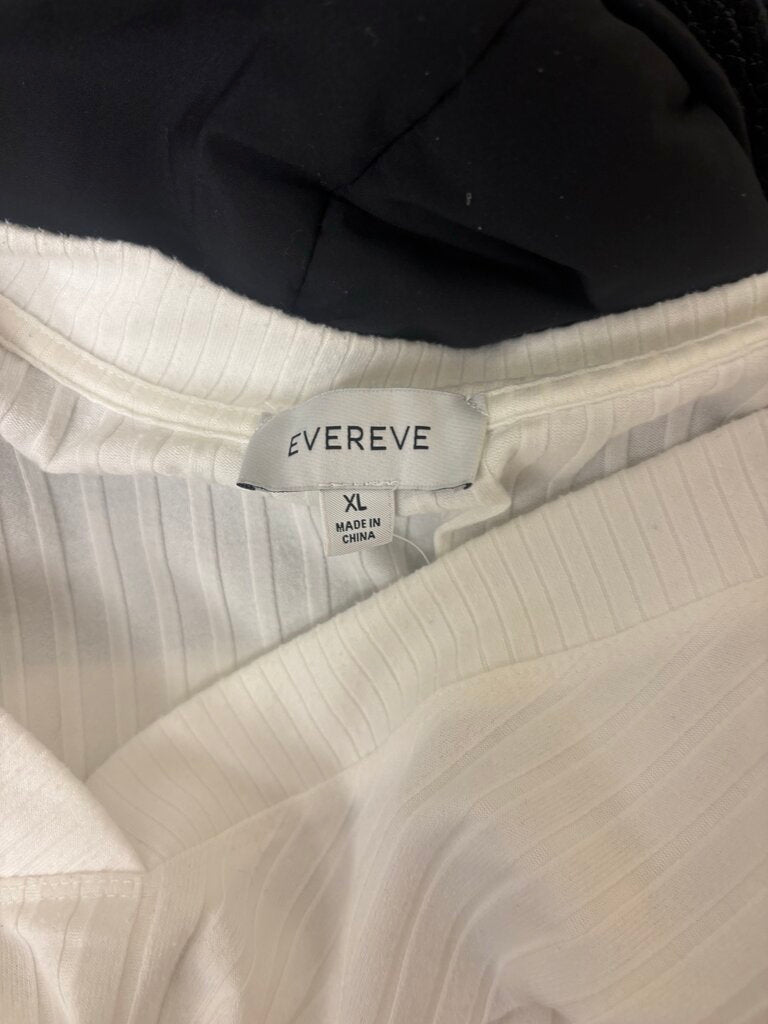 Evereve Sleeveless White Sweater Vest Size XL