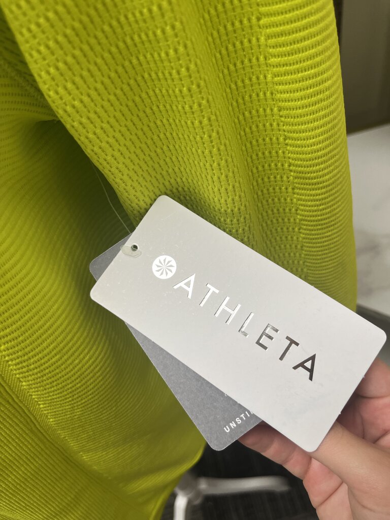 Athleta Flurry Half Zip Mock Neck Top Size XL