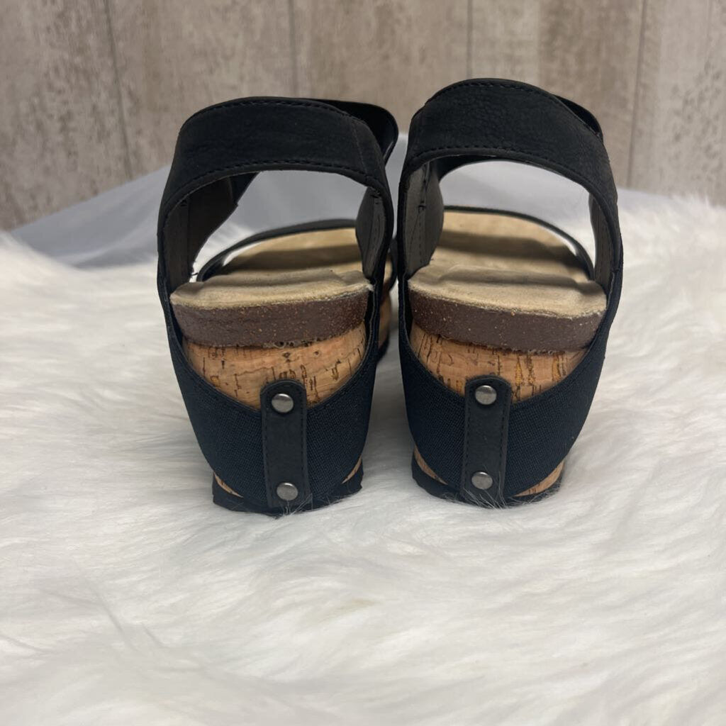 Crown Vintage Wedge Black Sandal Size 8.5