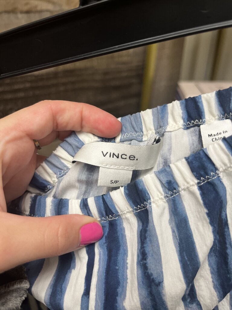 Vince Women's Painterly Stripe Pull On Shorts Size S