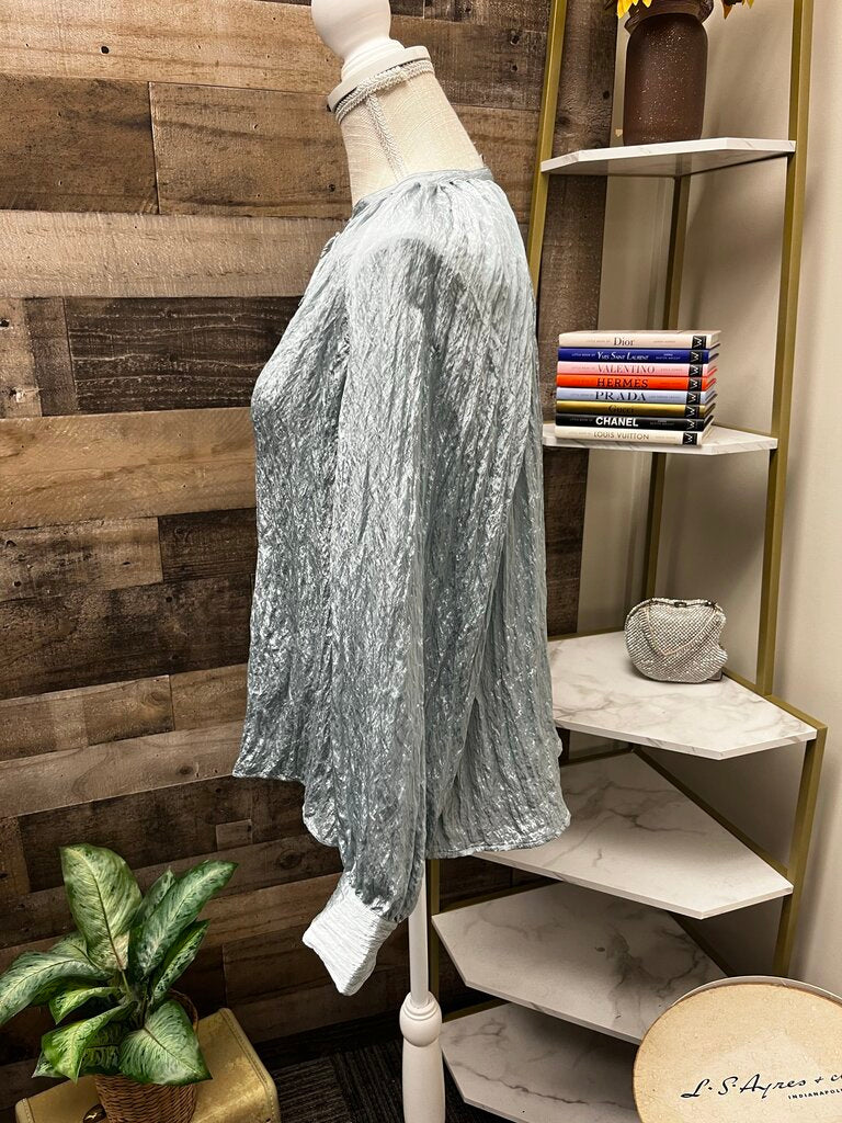 Vince Poet Popover Long Sleeve Blouse in Skylight Blue Size S