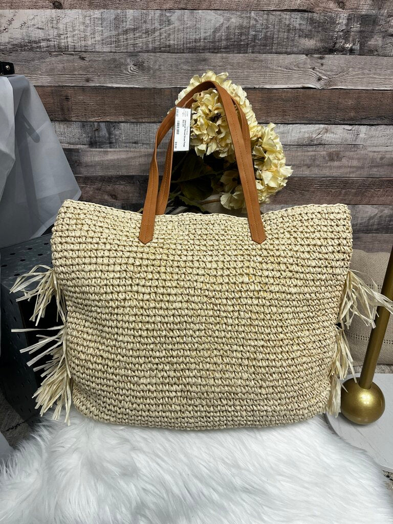 Universal Thread Straw Fringe Bag