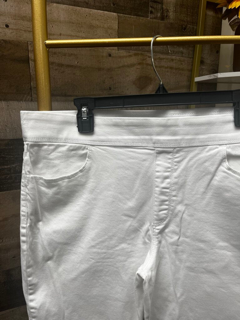 Gloria Vanderbilt All-Around Slimming Effect White Jeans Size 14