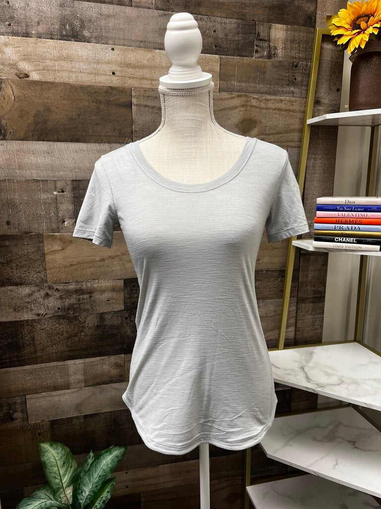 Lululemon Light Grey Heathered Tee Size 4