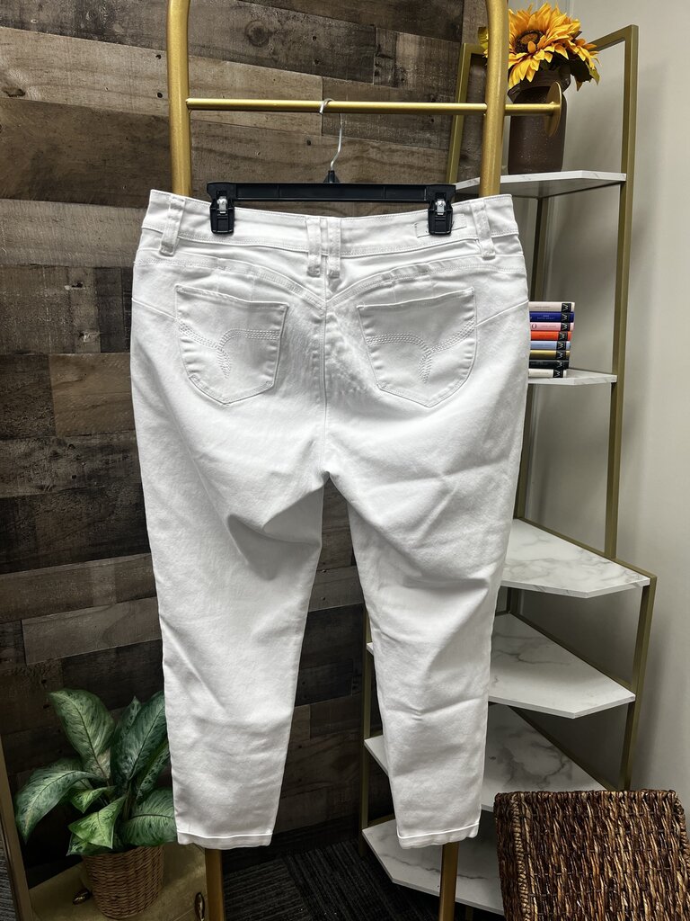 Royalty For Me White Ankle Jeans Size 14